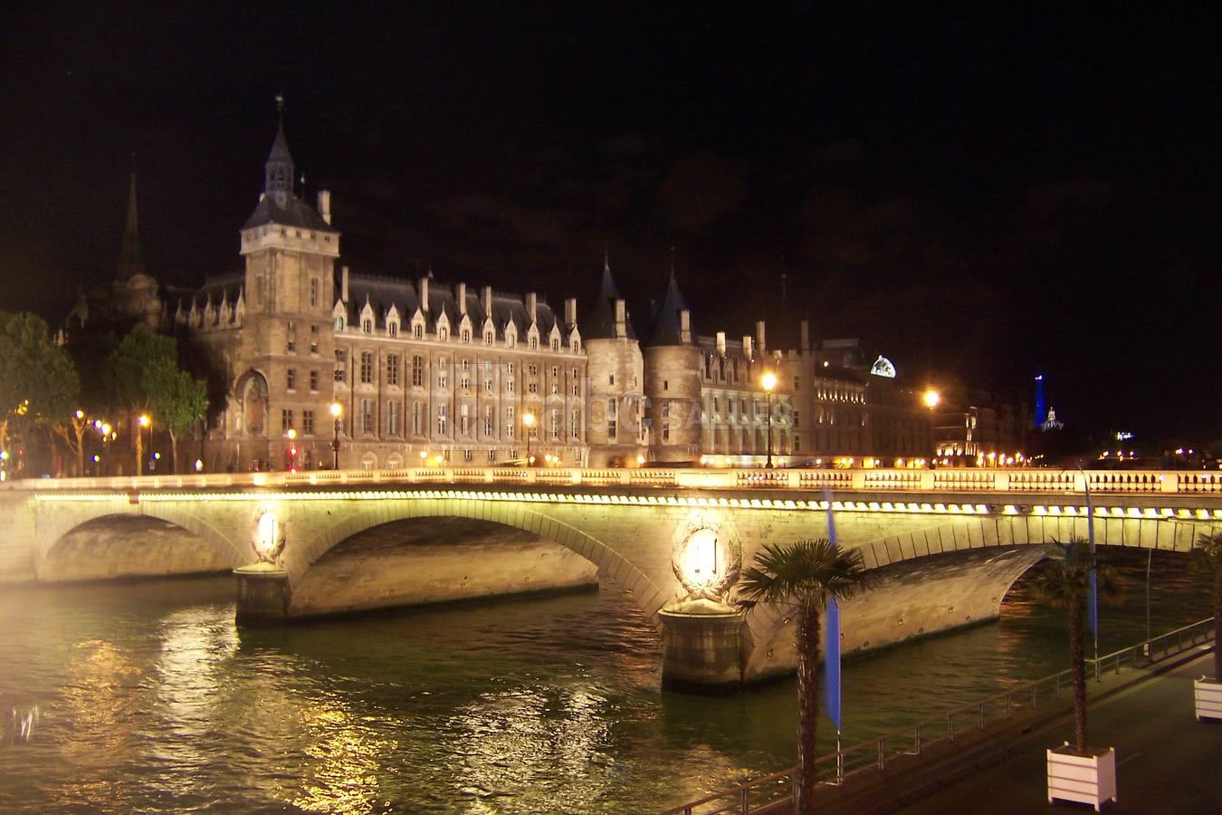 Paris by night