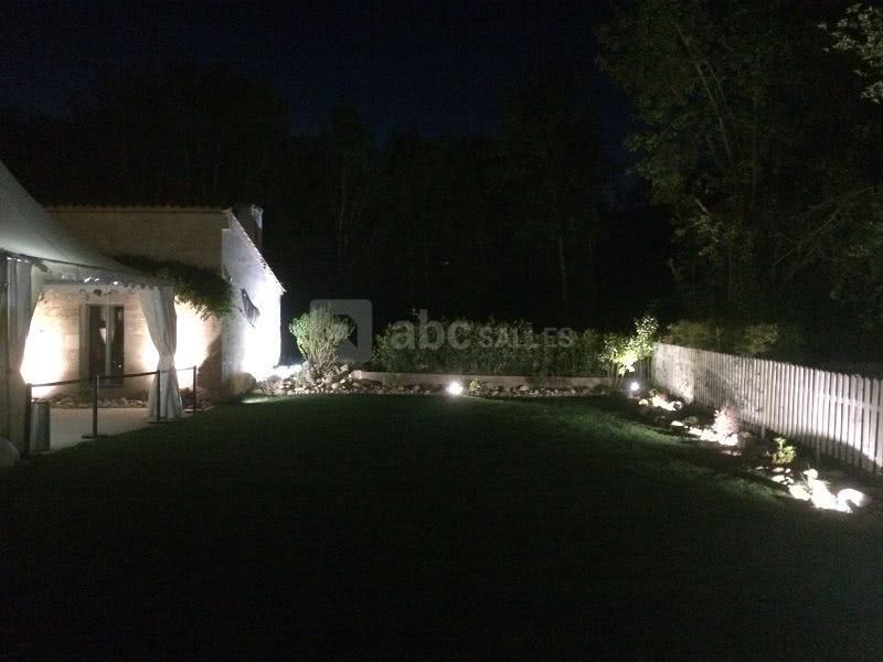 Jardin illuminé