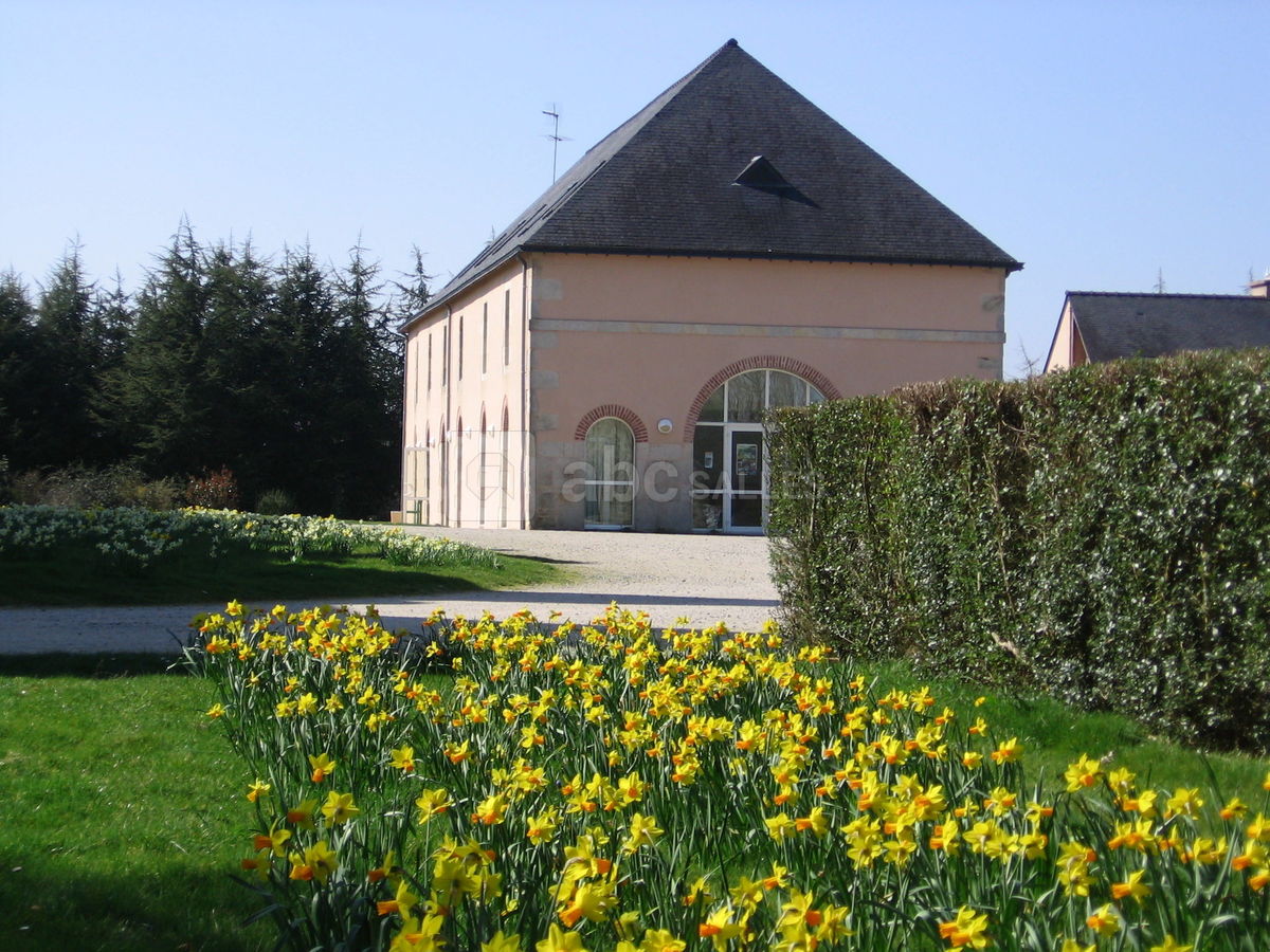 Gîtes et salle de réunion