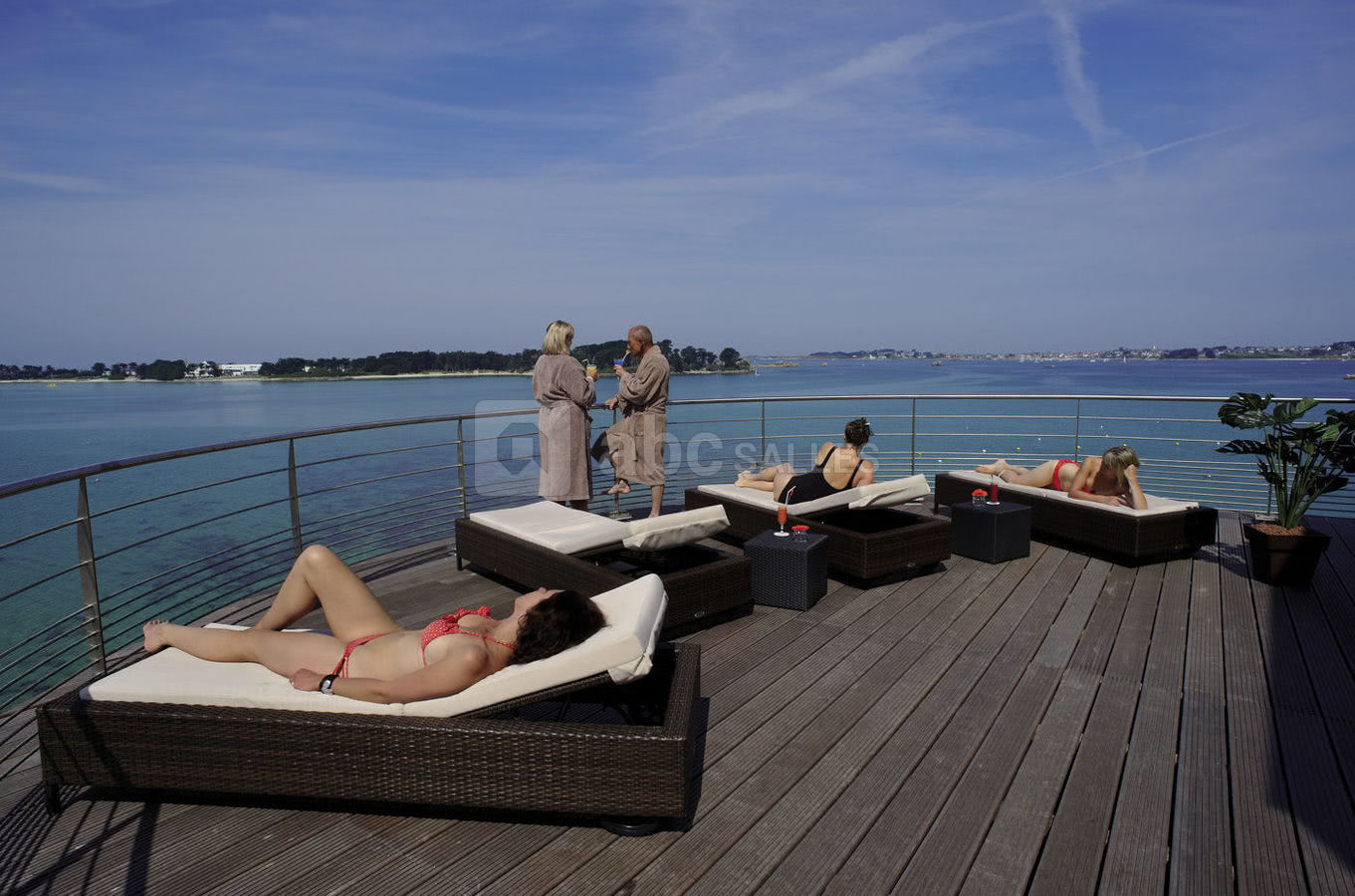 Terrasse vue panoramique sur mer