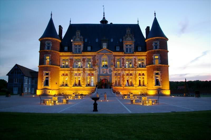 Château éclairé