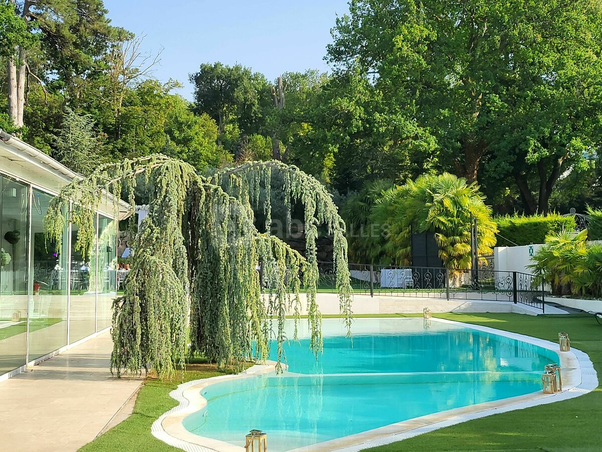 Piscine du Yacht Club