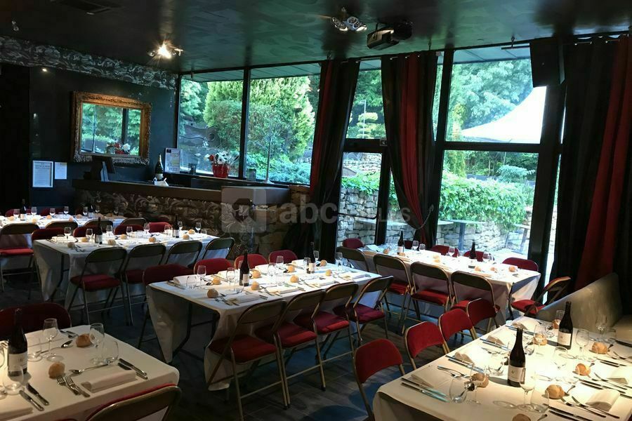 La Cour Des Grands Le Domaine Des Tournelles