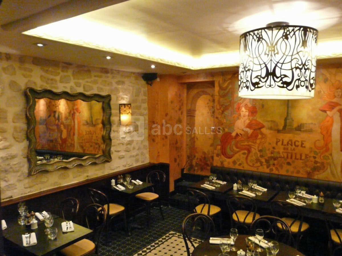 Salle rez-de-chaussée