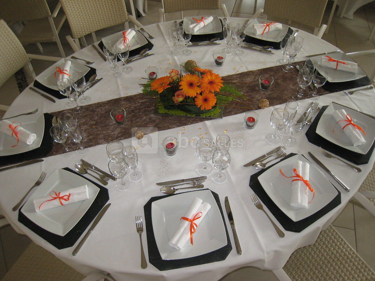 Table chocolat/orange