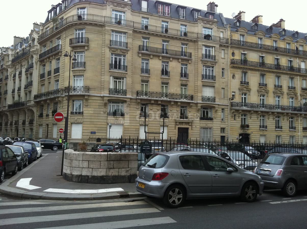 Vue sur rue locaux paris 16ème