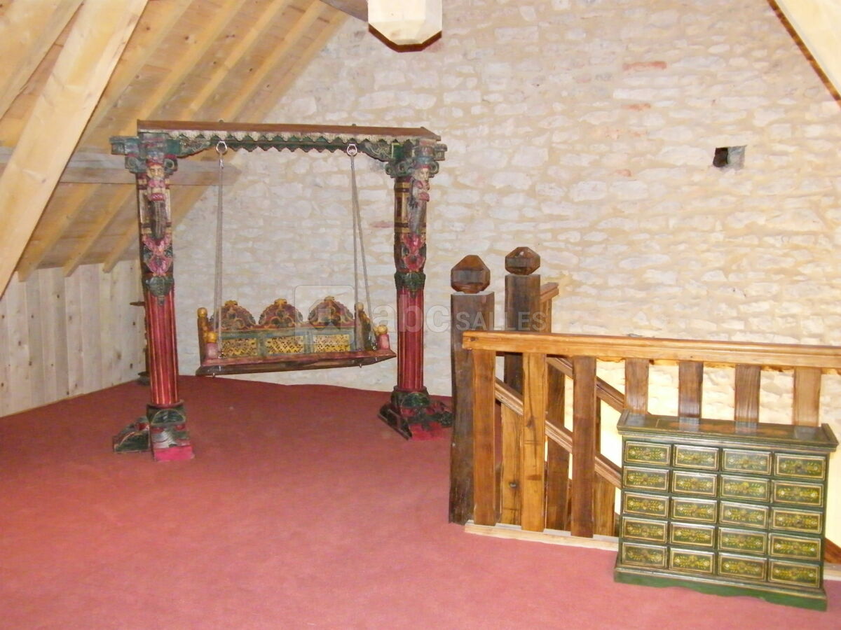 Salle boiseée