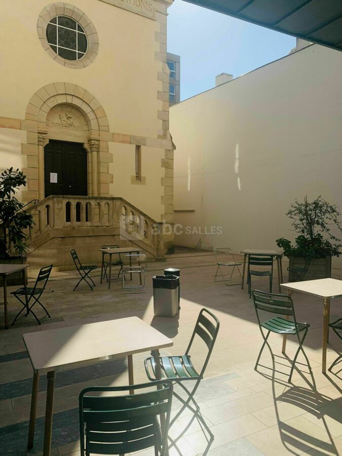 Parvis