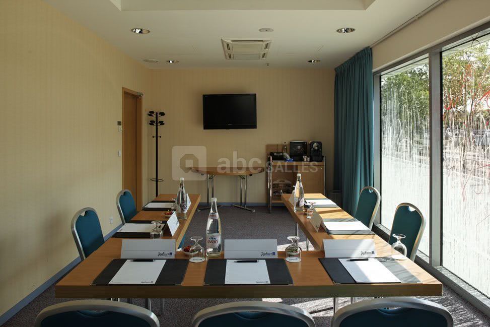 Salon de sous-commission delta