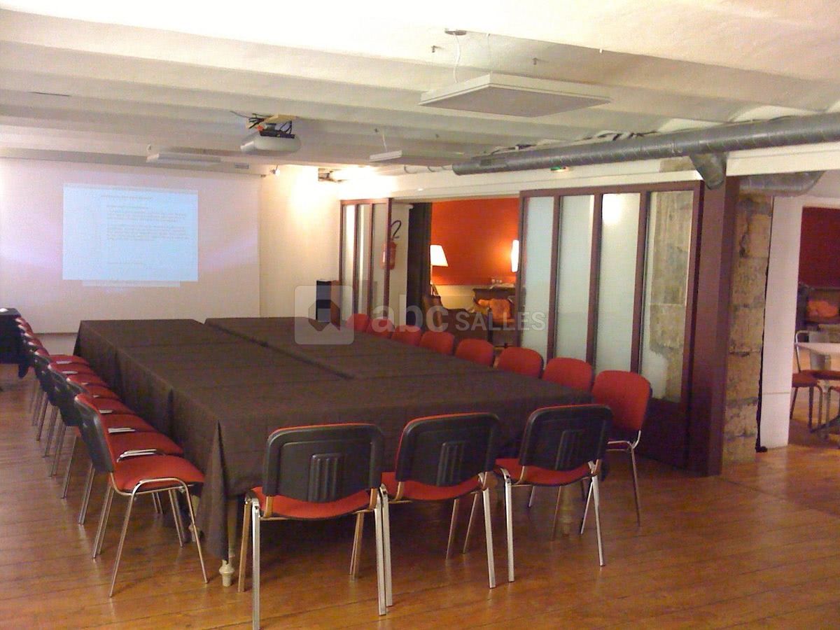 Table u