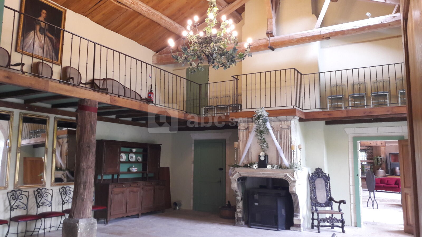 Petite salle à manger (80m2)