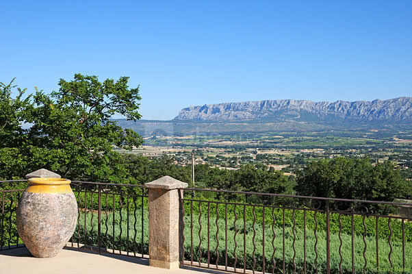 Vue sur la sainte victoire