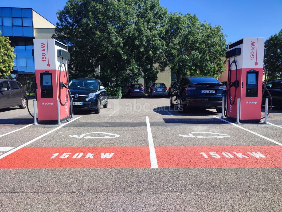 Borne de recharge voitures électriques