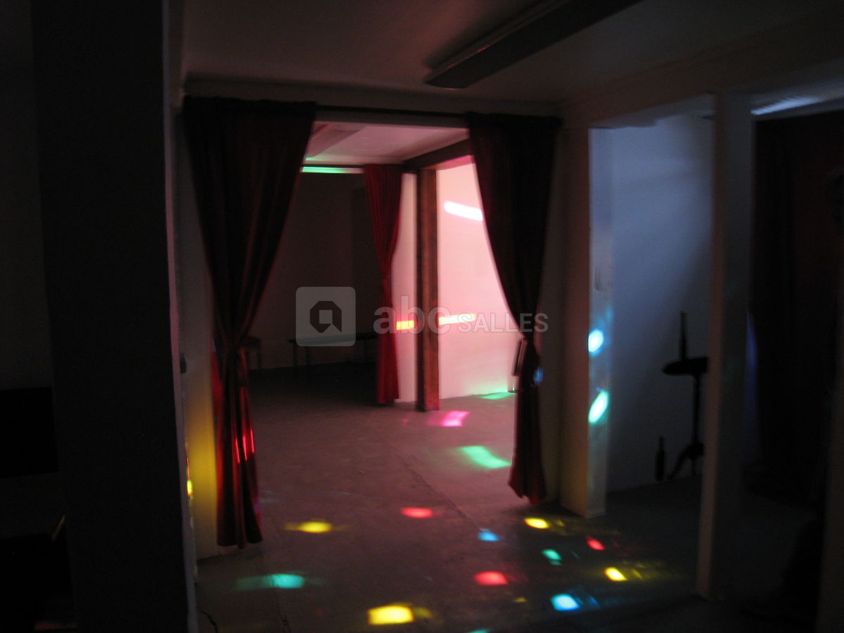 Salle ambiance discothèque