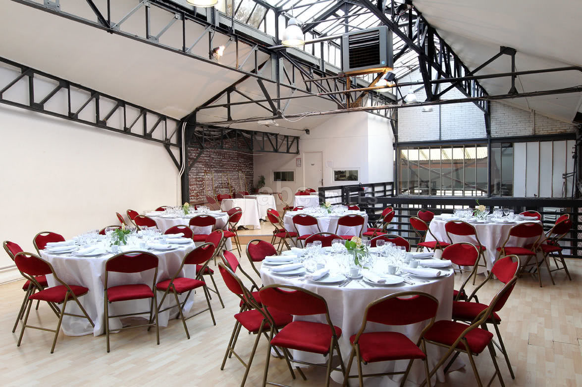 Salle verrière en réception journée