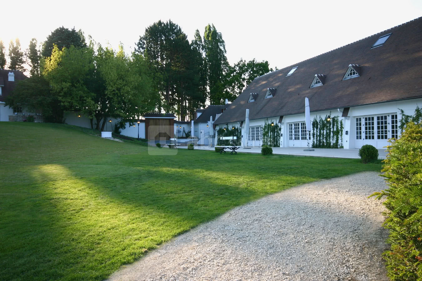 Extérieur salle