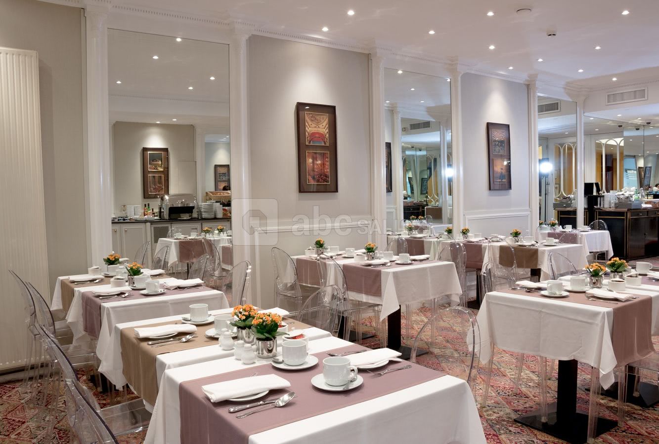 Salle petit-déjeuner