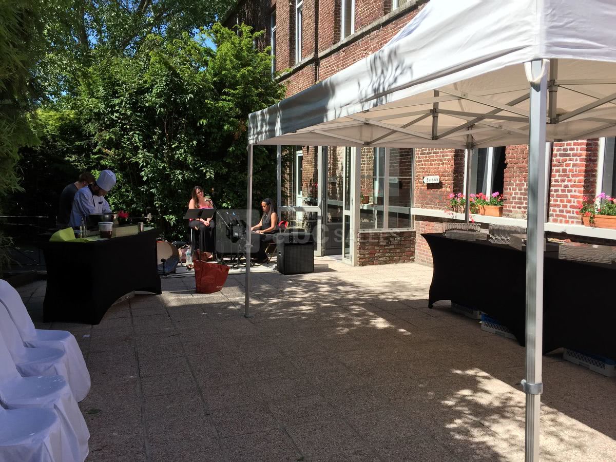 Terrasse et atelier culinaire