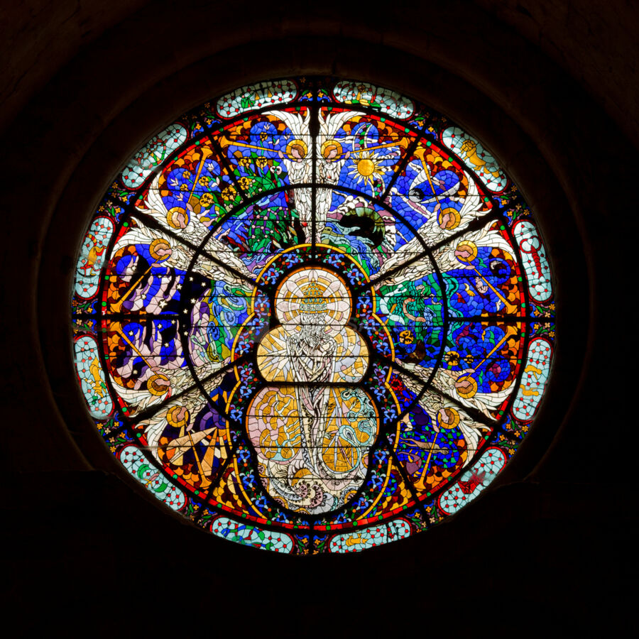 La majestueuse rosace de Burgsthal dans l'abbatiale de Fontfroide