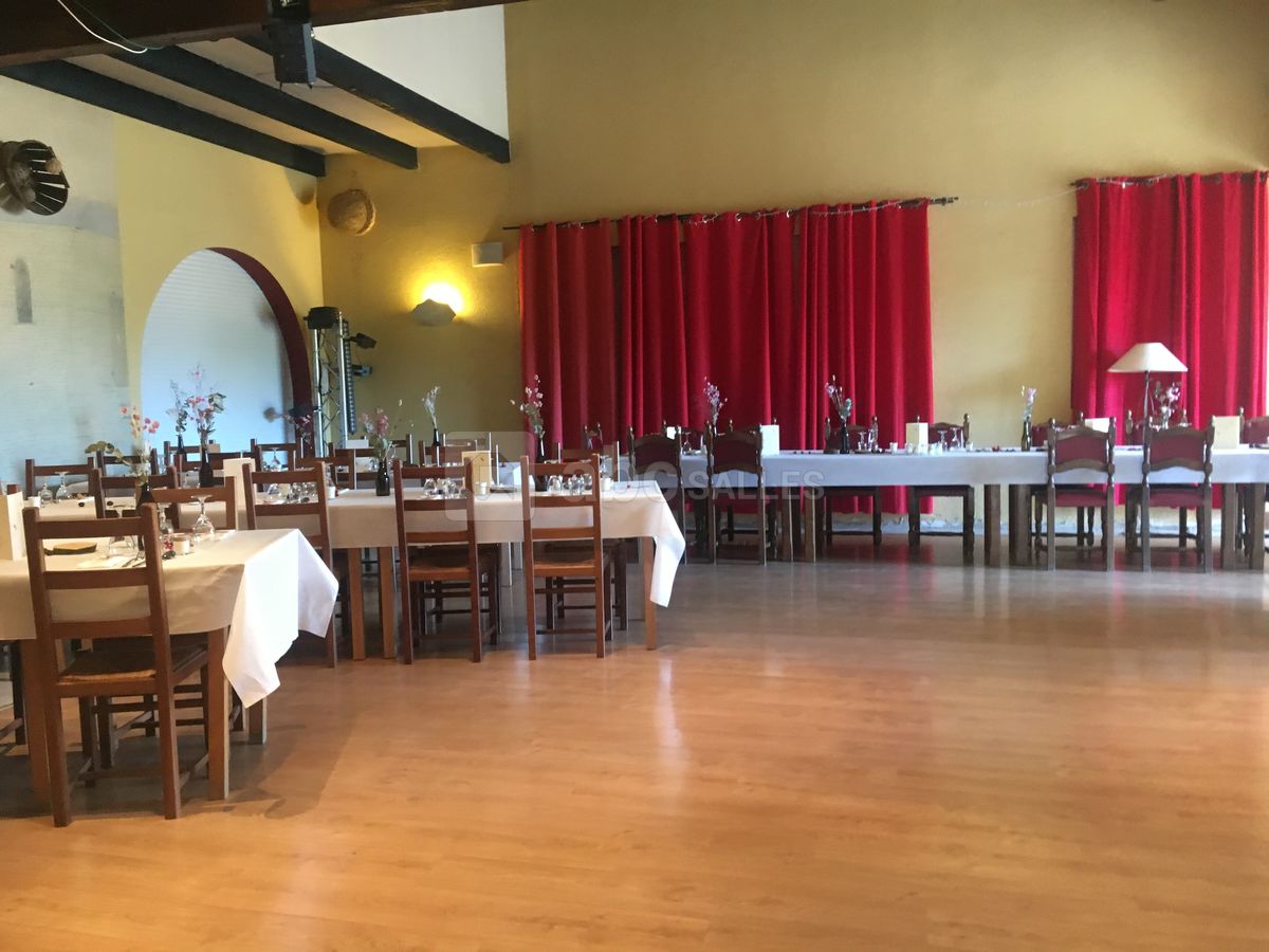 Salle TEMPLIERE 80 personnes assises