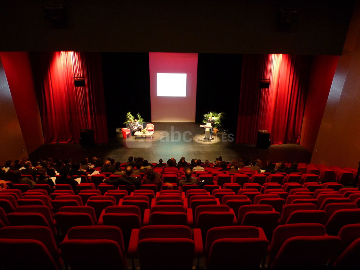 Théâtre version conférence