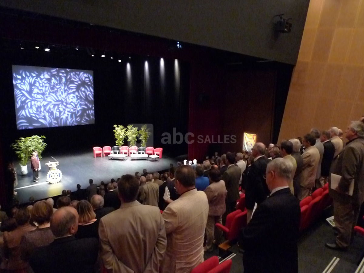 Théâtre de 400 places