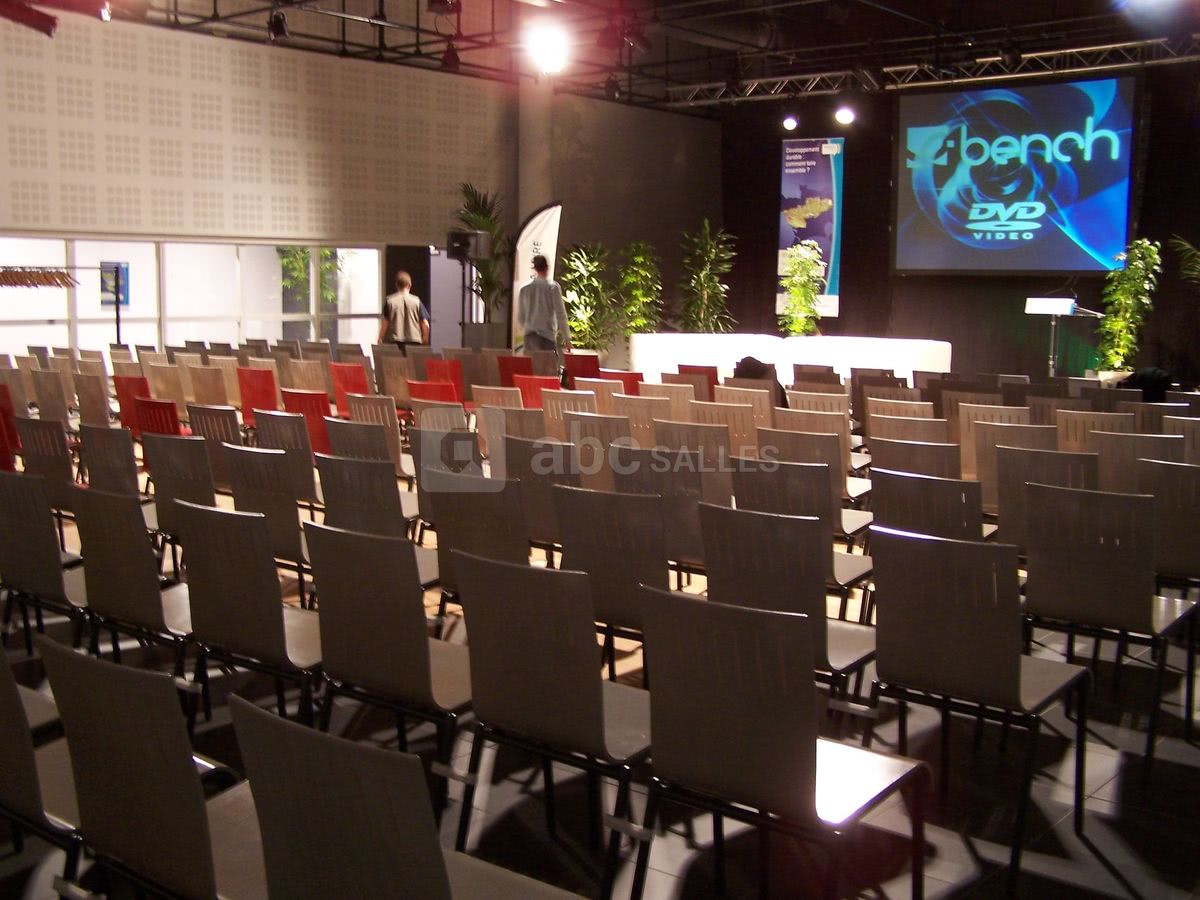 Café-théâtre version conférence