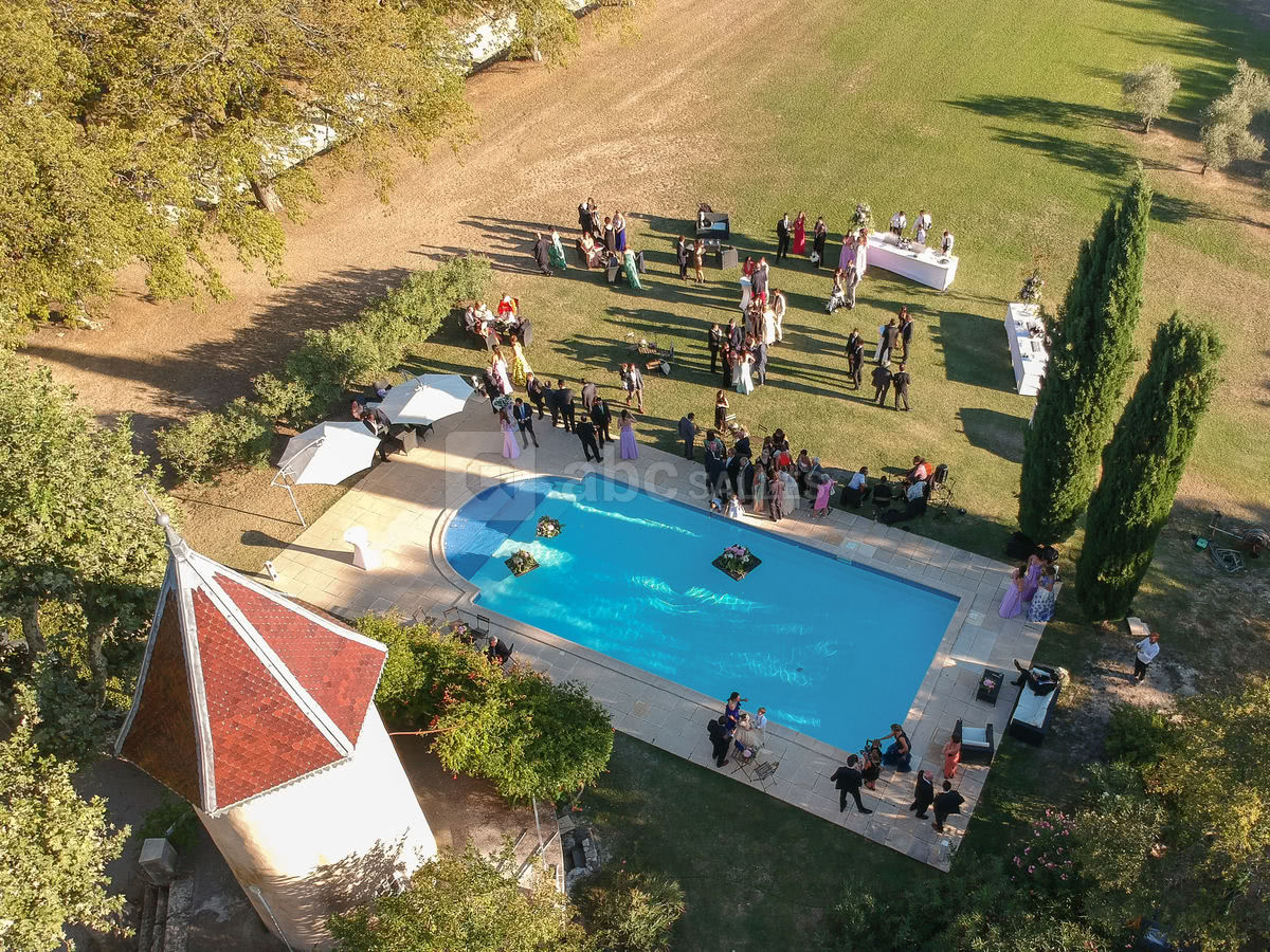Piscine du Château d'Alphéran