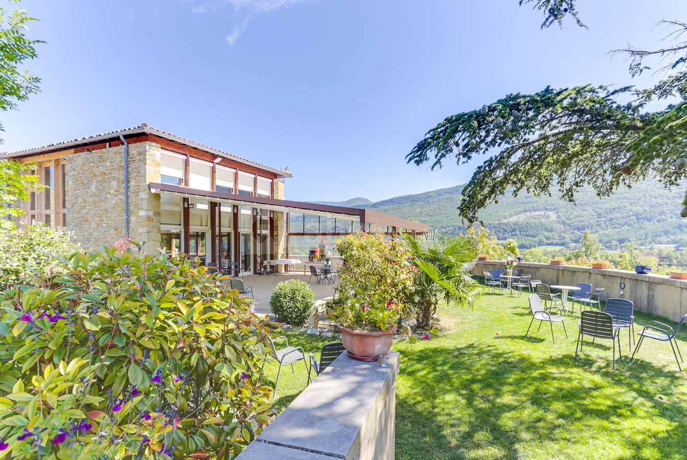 PERGOLA & COUIR INTERIEUR