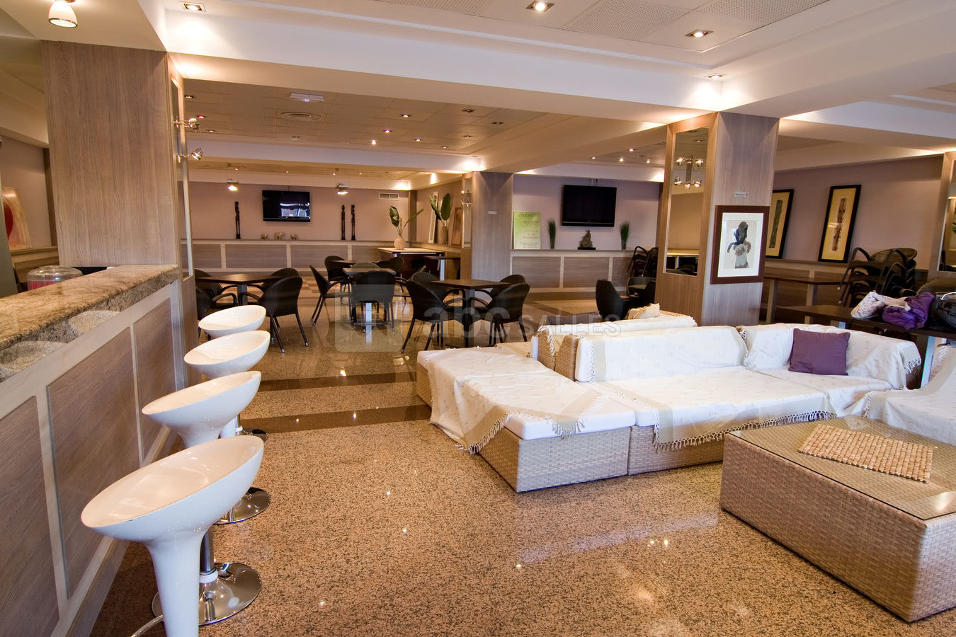 Le bar