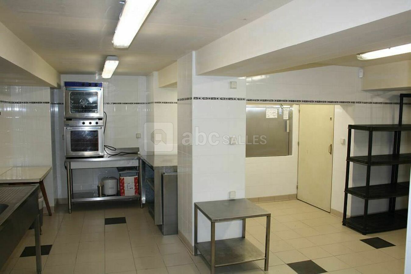 Office traiteur de 35m² entièrement équipée