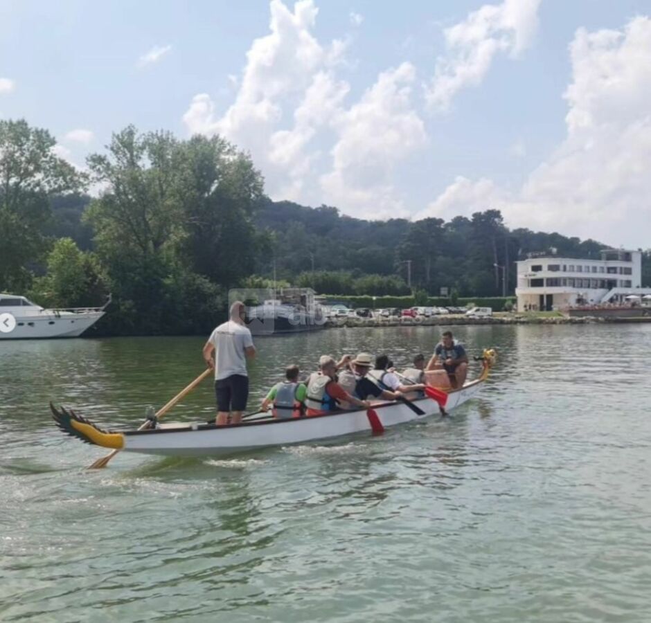 Course de dragon boat sur la Saône Team building