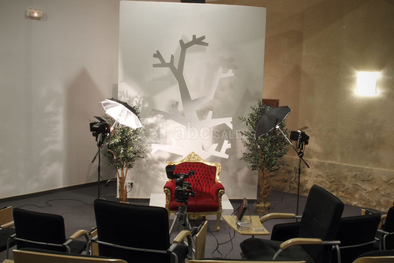 Tournage vidéo - bleu marine / esm-prod