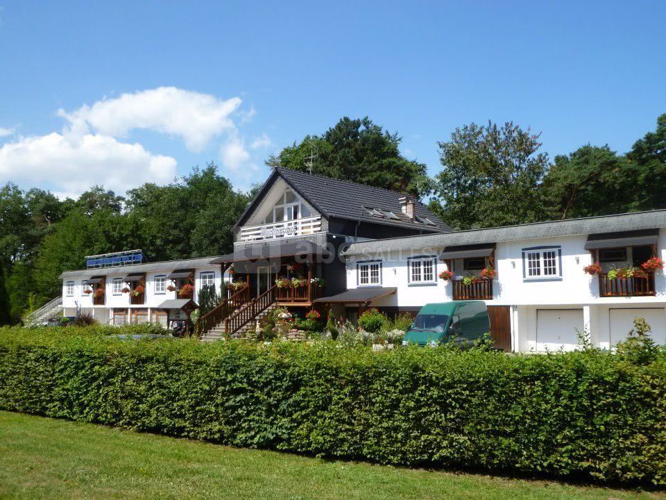 Hôtel Restaurant Les Pins