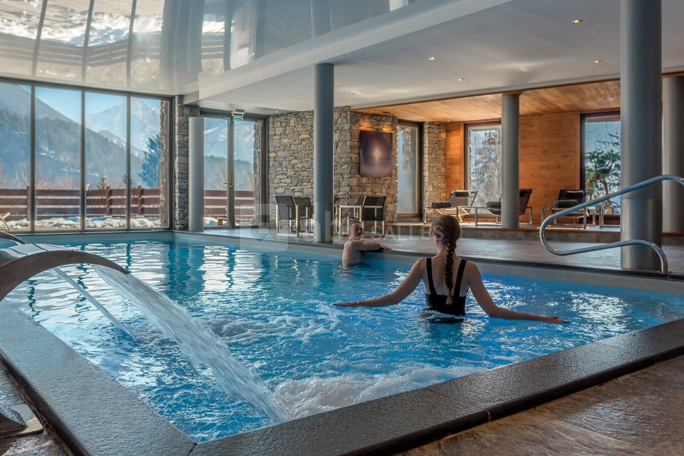 Spa / piscine intérieure