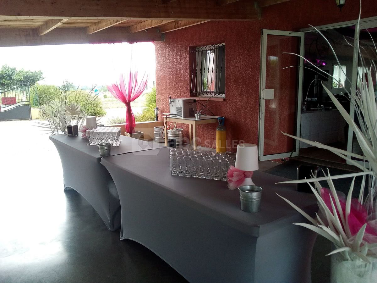 Terrasse Table Centrale