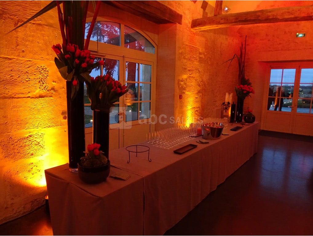 Buffet dans la grange