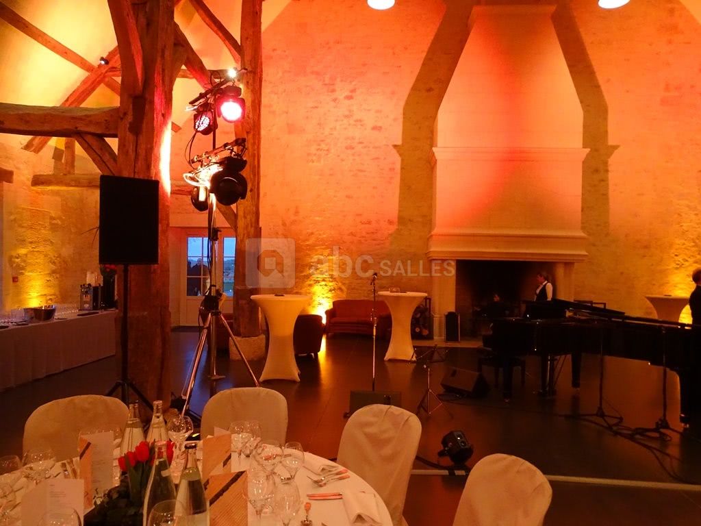 Grange éclairage orangée