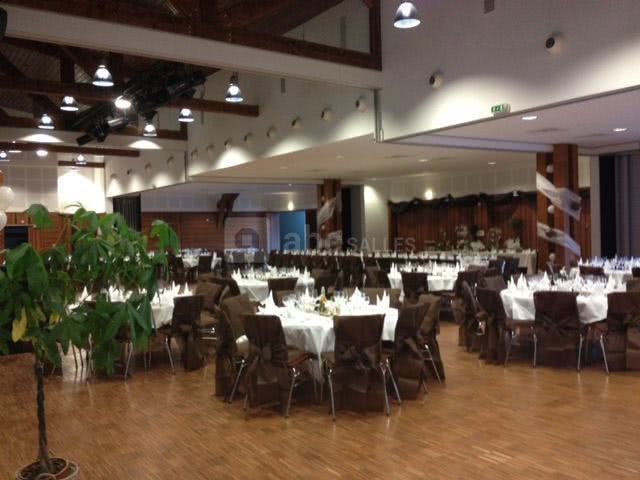 Mariage 100 personnes
