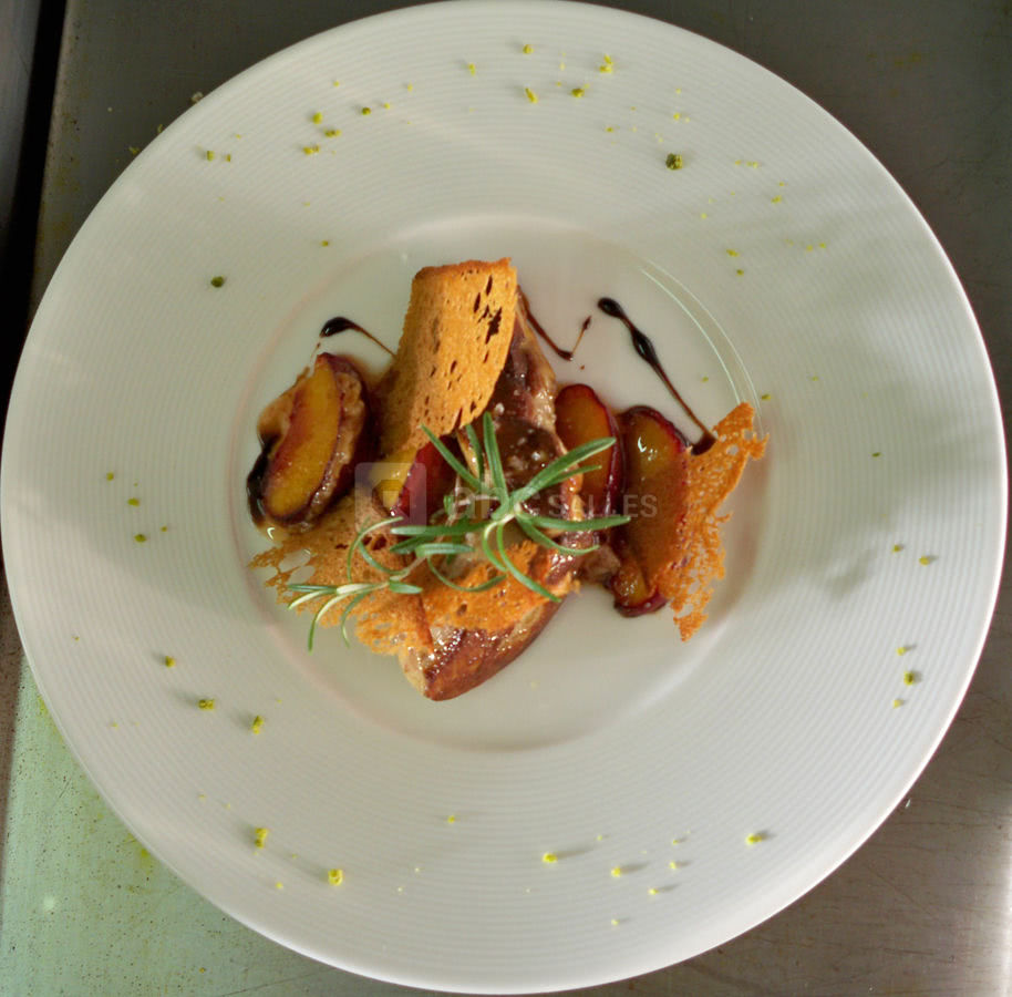 Foie gras poêlé aux pêches