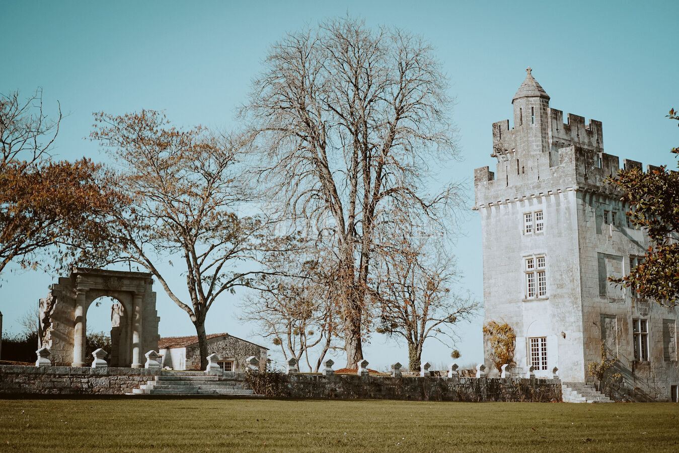 Le donjon et l'arche