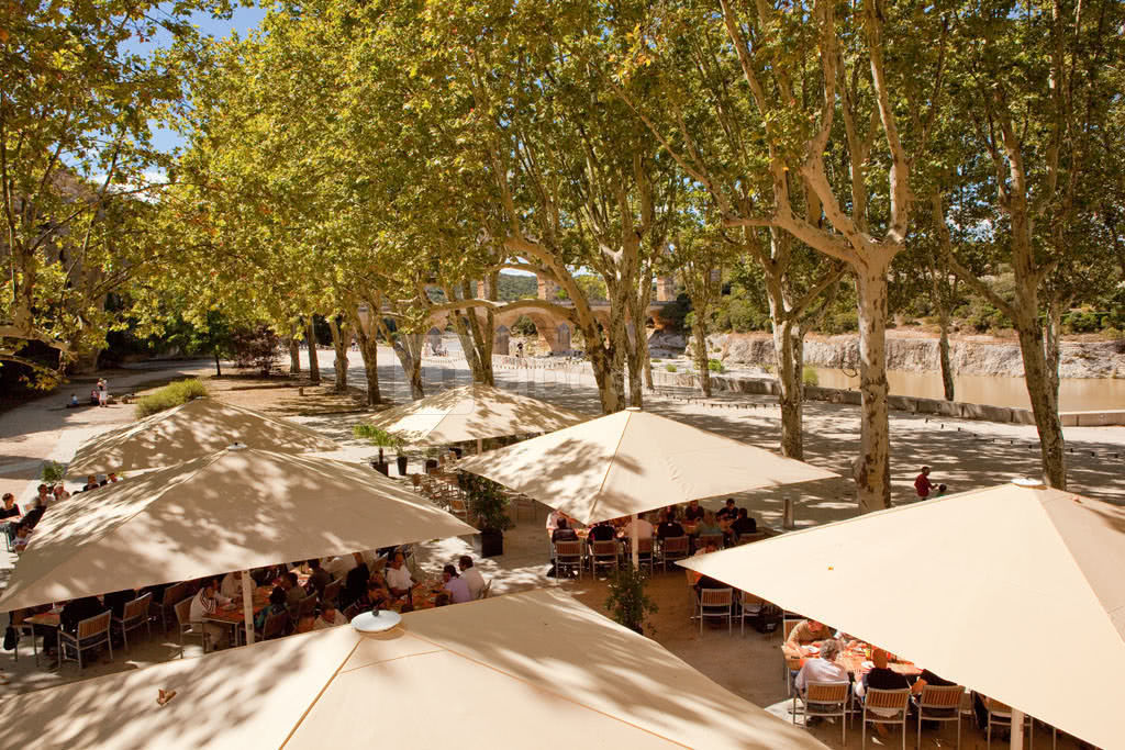 Vue depuis le 1ère étage du restaurant