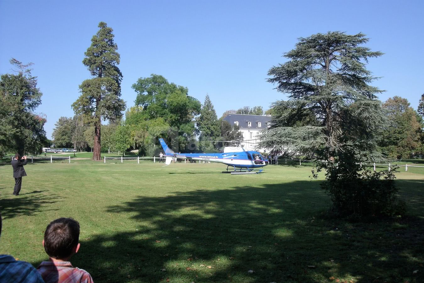 Arrivée au Manoir en Hélicopteur