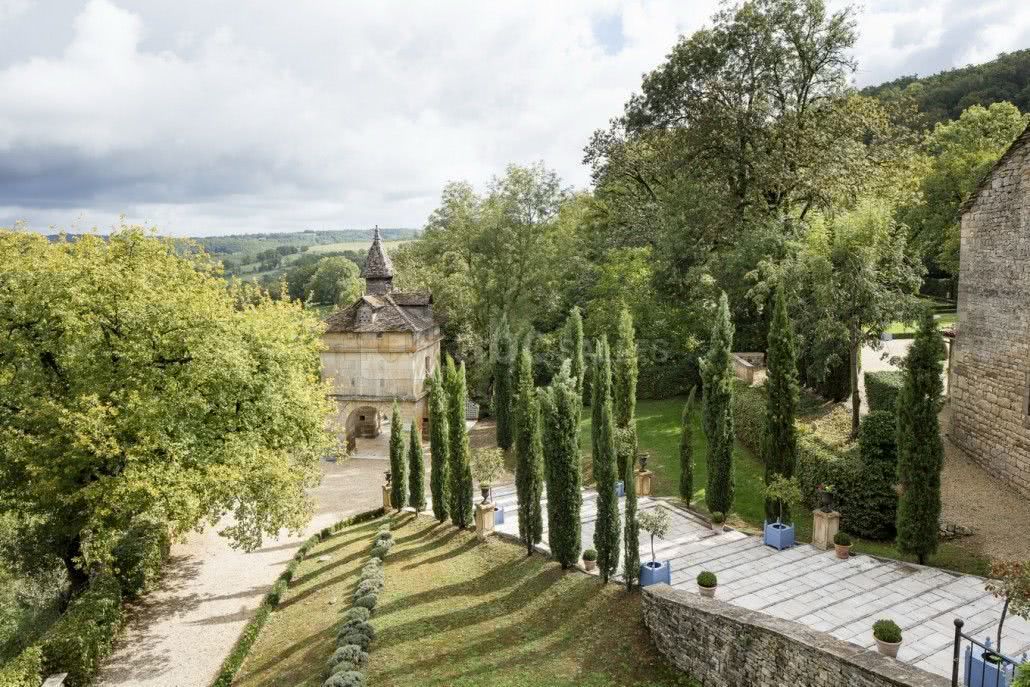 Escalier à l'italienne , accedant au Pigeonnier