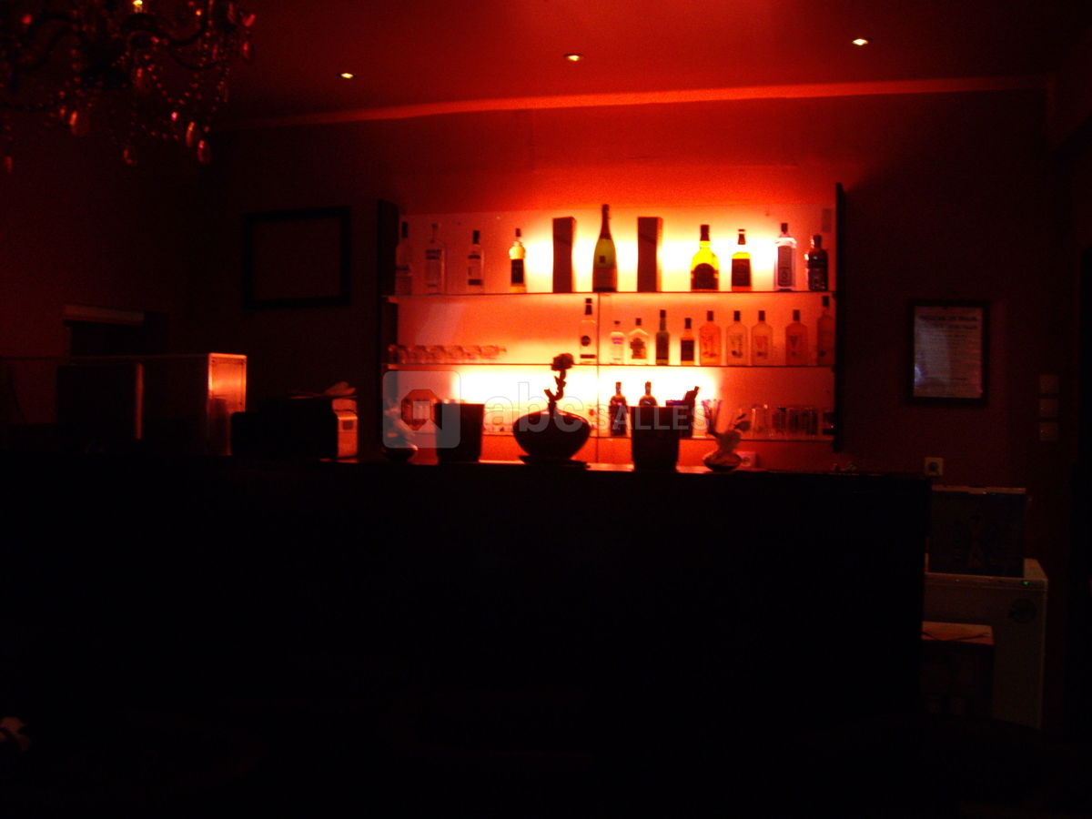 Bar lounge