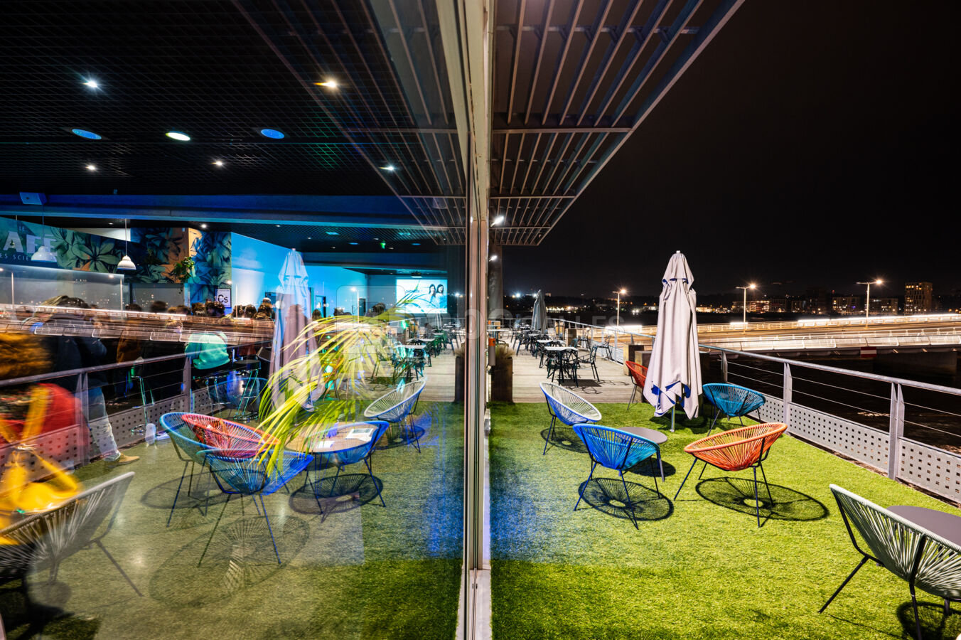 La terrasse du Café des Sciences