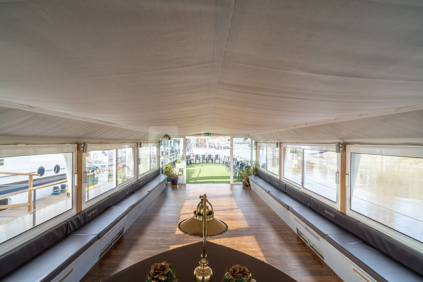 AQUITANIA SALLE DE RECEPTION