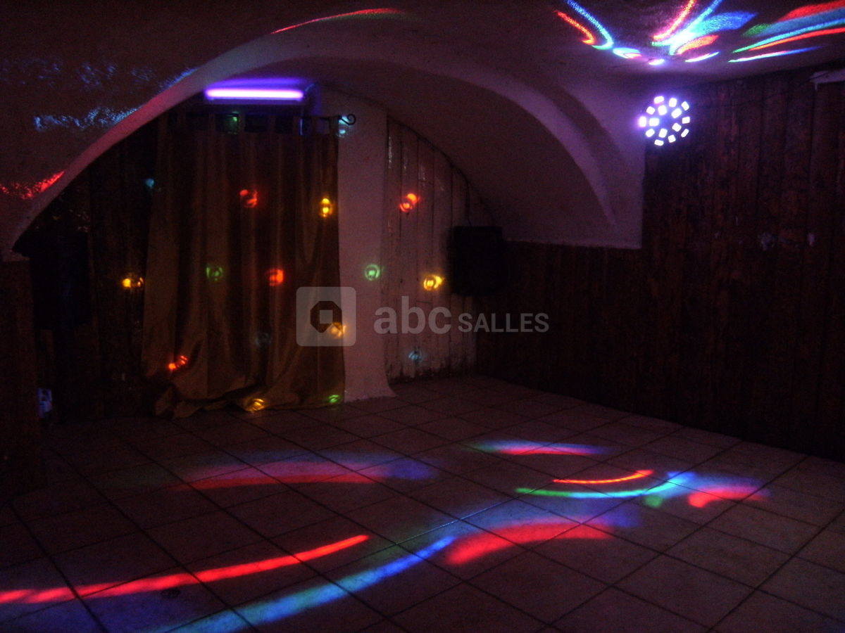 Eclairage salle air de fete