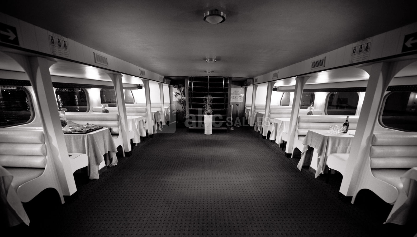 Salon inférieur de l'Ilienne