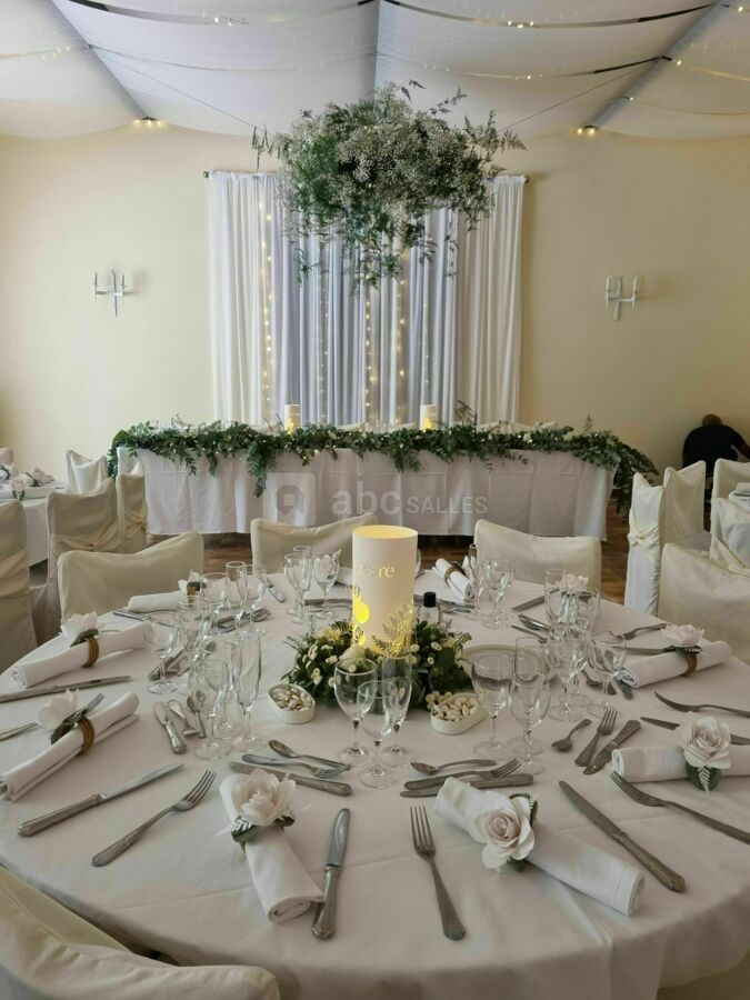 TABLES EN INTERIEUR